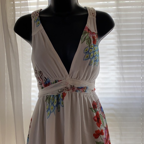 Elegant yet fun-loving - Picture 4 of 9